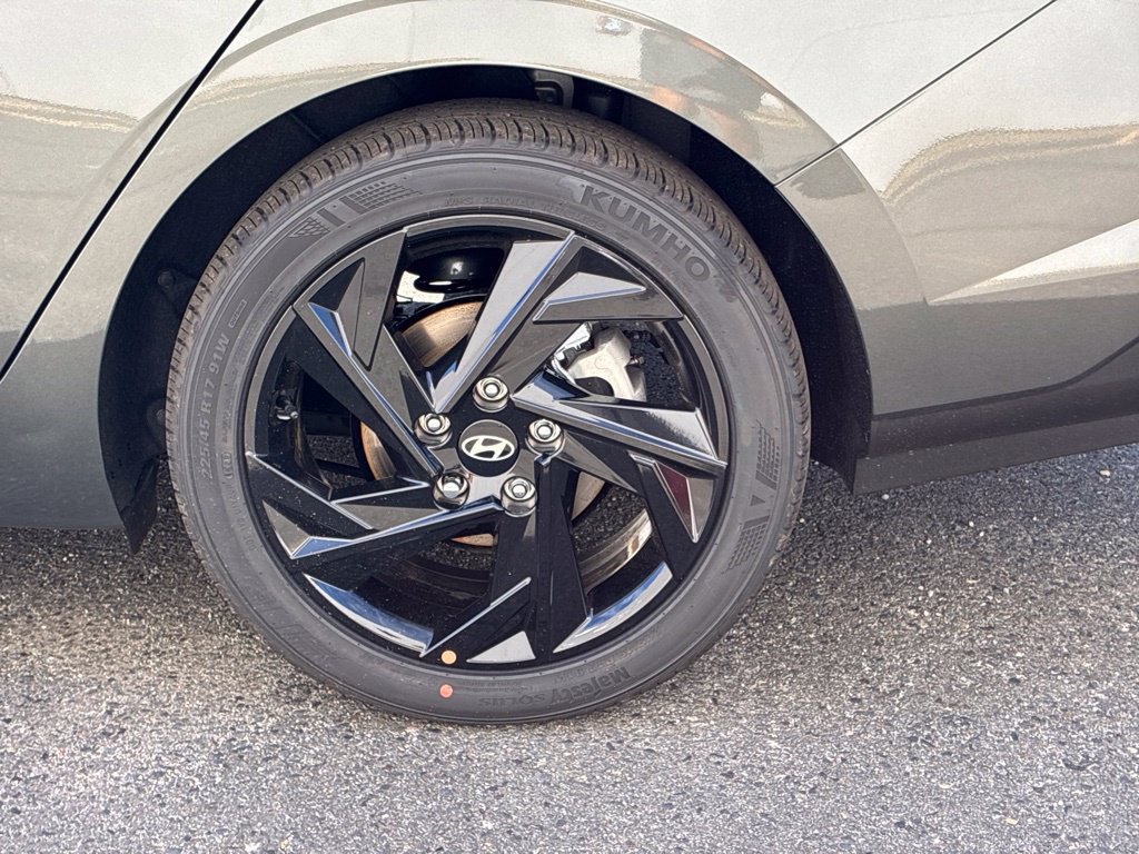 New 2026 Hyundai Elantra SEL Sport FWD image 46