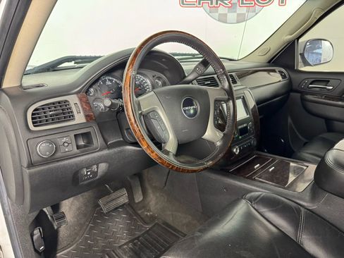 Used 2011 GMC Sierra 1500 Denali image 10