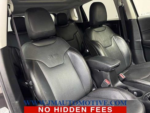 Used 2021 Jeep Compass Limited w/ Sun and Sound Group AWD/4WD image 21