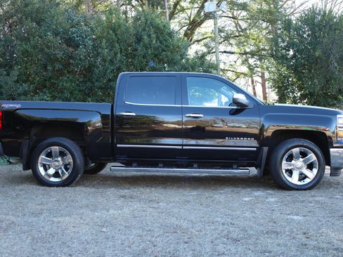 Used 2015 Chevrolet Silverado 1500 LTZ w/ LTZ Plus Package image 5