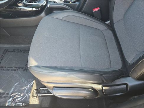 Used 2022 Kia Seltos S FWD image 12