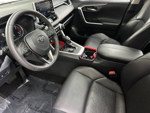 Used 2020 Toyota RAV4 TRD Off-Road w/ TRD Off-Road Weather Package AWD/4WD image 9