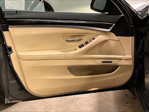 Used 2014 BMW 535i Sedan image 25