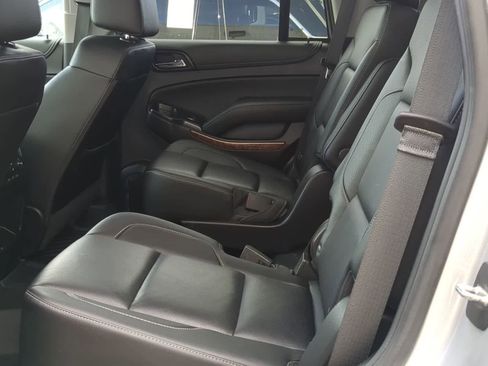 Used 2020 Chevrolet Tahoe Premier w/ Premier 6.2L Value Package image 19