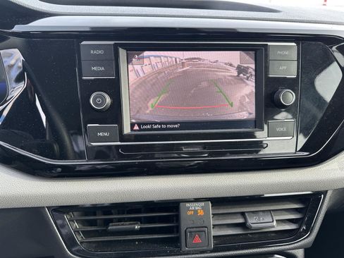 Used 2024 Volkswagen Taos S image 30