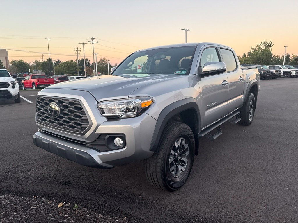 Used 2021 Toyota Tacoma TRD Off-Road AWD/4WD image 2