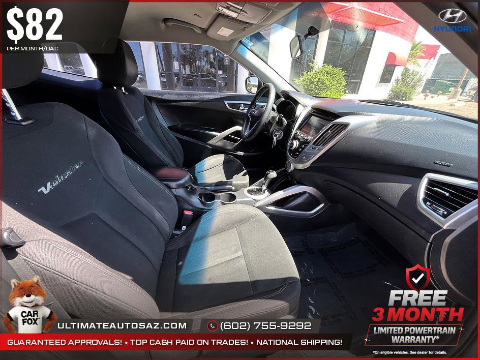 Used 2015 Hyundai Veloster FWD image 12