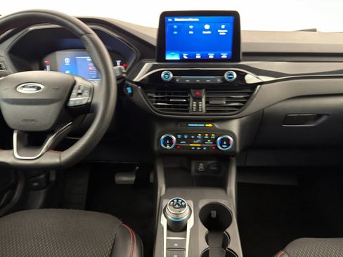 Used 2025 Ford Escape ST-Line Select AWD/4WD image 18