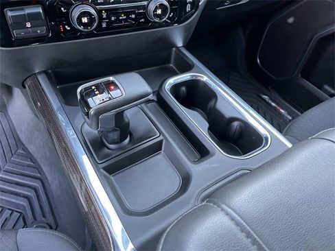 Used 2024 Chevrolet Silverado 1500 RST w/ Z71 Off-Road Package image 31