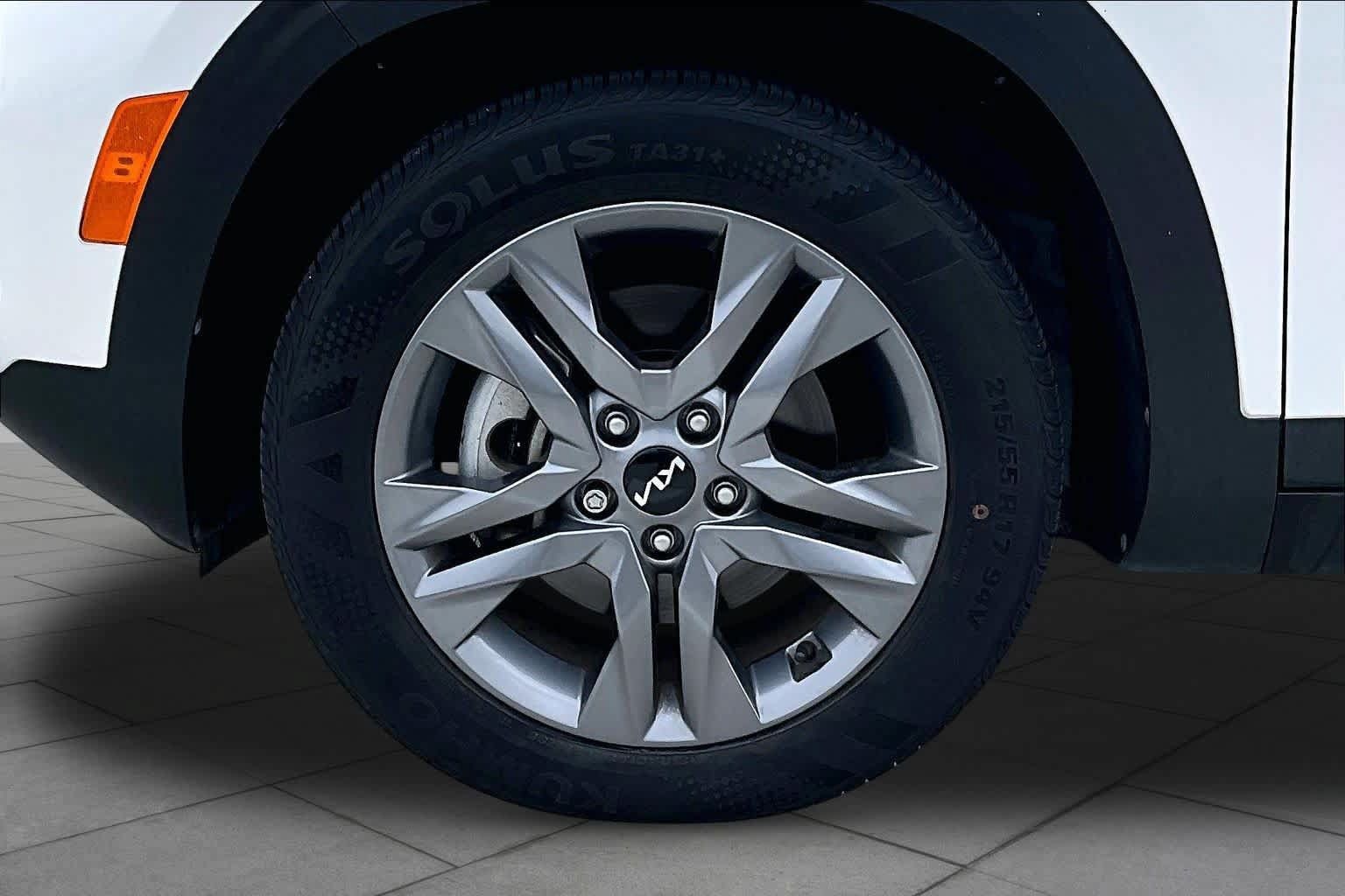 Certified 2023 Kia Seltos S AWD/4WD image 10