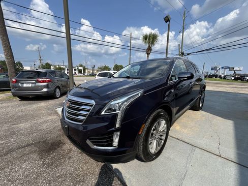 Used 2017 Cadillac XT5 Luxury w/ Driver Awareness Package FWD image 7