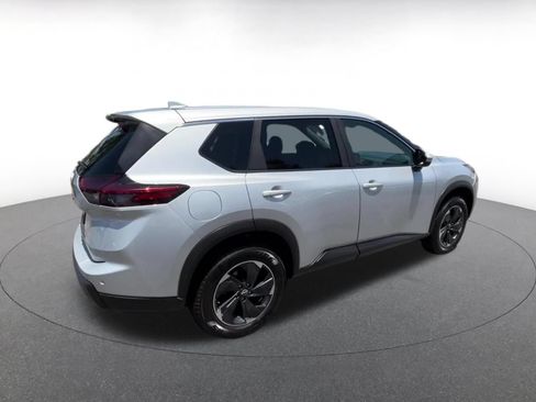 Used 2025 Nissan Rogue SV FWD image 14