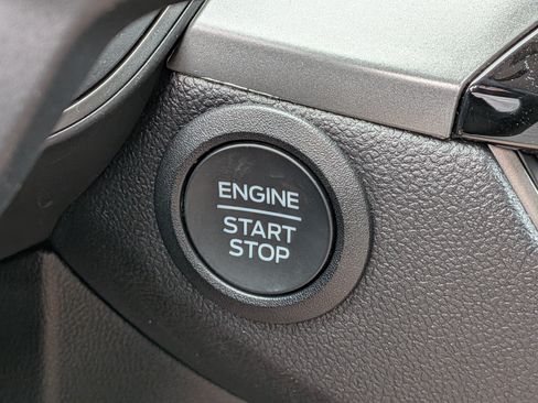 Used 2025 Ford Escape Active w/ Cold Weather Package AWD/4WD image 25