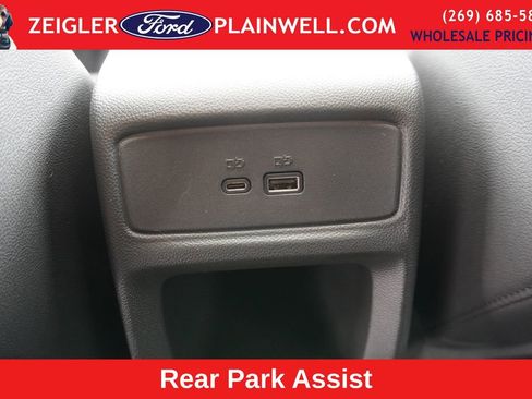Used 2025 Chevrolet Trax RS w/ Sunroof Package image 12