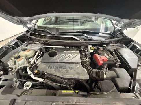 Used 2023 Nissan Rogue SV AWD/4WD image 13