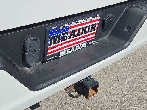 Used 2020 Chevrolet Silverado 1500 Custom w/ Custom Value Package image 33