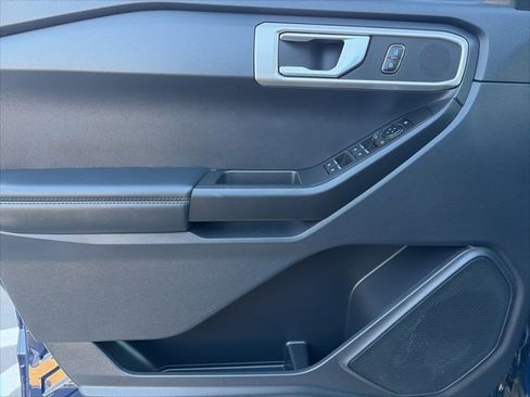 Used 2025 Ford Explorer 4WD Police Interceptor image 16