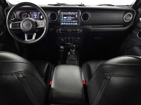 Used 2024 Jeep Wrangler Sahara w/ Technology Group image 15