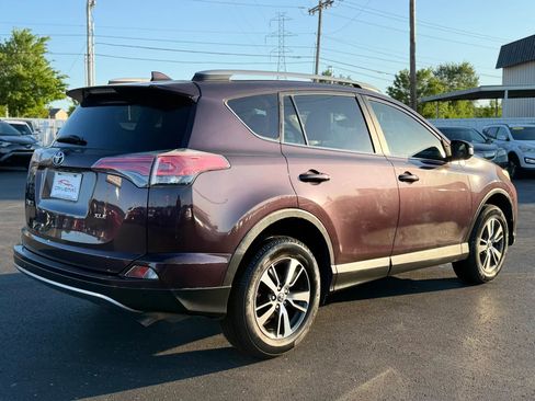 Used 2017 Toyota RAV4 XLE FWD image 4
