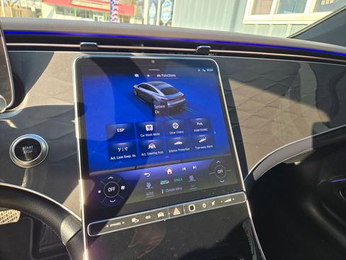 Used 2023 Mercedes-Benz EQS 450+ 4MATIC Sedan image 39