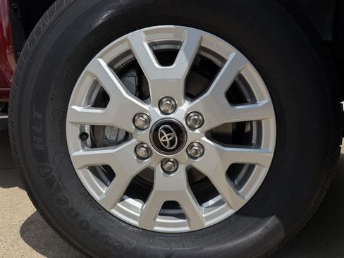 New 2026 Toyota Tacoma SR5 RWD image 10