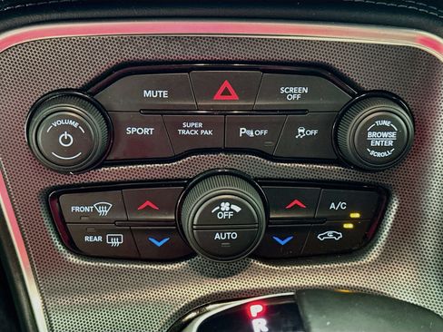 Used 2017 Dodge Challenger GT w/ Driver Convenience Group AWD/4WD image 24