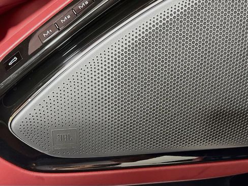 Used 2026 Ferrari Roma Spider RWD image 23