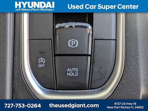 Used 2020 Hyundai Santa Fe SE w/ Cargo Package FWD image 25