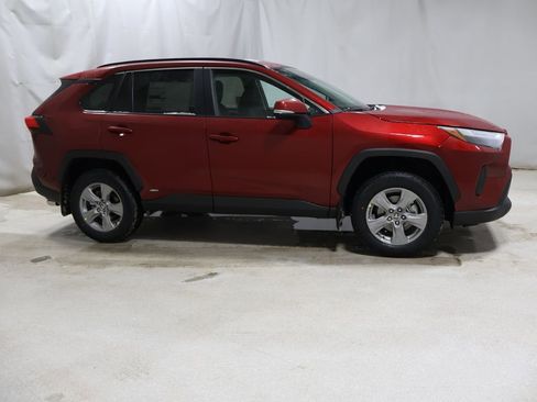 New 2025 Toyota RAV4 XLE image 8