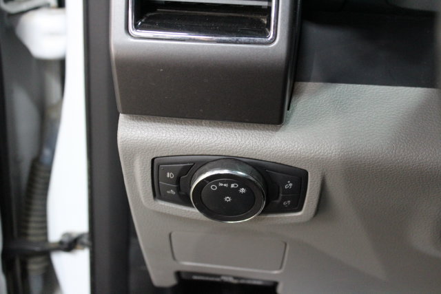 Used 2019 Ford F250 XLT w/ FX4 Off-Road Package AWD/4WD image 13