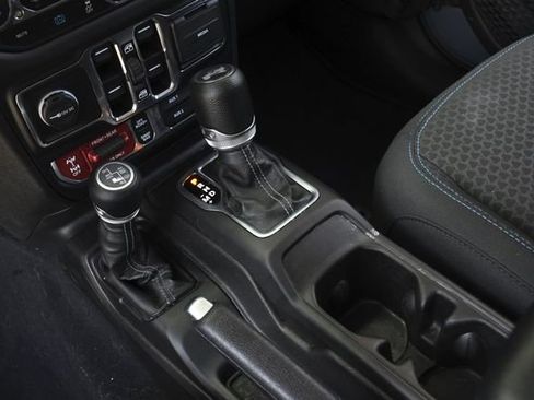 Used 2024 Jeep Wrangler Unlimited Rubicon 4xe w/ Technology Group image 12