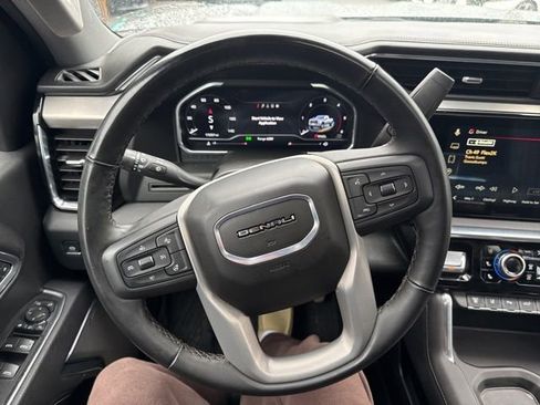 Used 2025 GMC Sierra 3500 Denali image 22