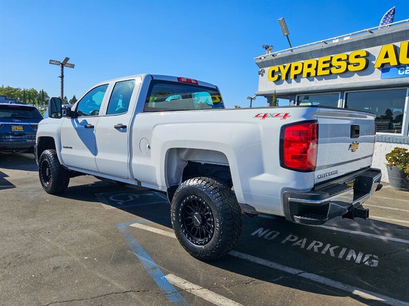 Used 2017 Chevrolet Silverado 2500 W/T AWD/4WD image 3