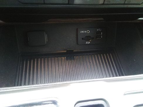 Used 2015 Ford F150 Lariat w/ Equipment Group 502A Luxury image 19