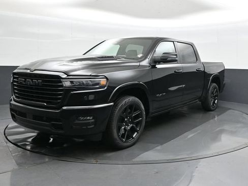 Used 2025 RAM 1500 Laramie w/ Night Edition AWD/4WD image 30