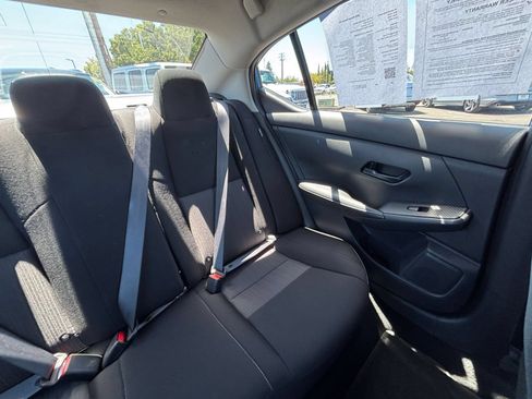 Used 2025 Nissan Sentra SV FWD image 35