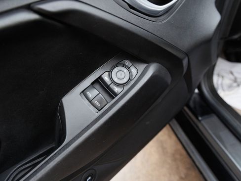 Used 2022 Chevrolet Camaro LT image 38