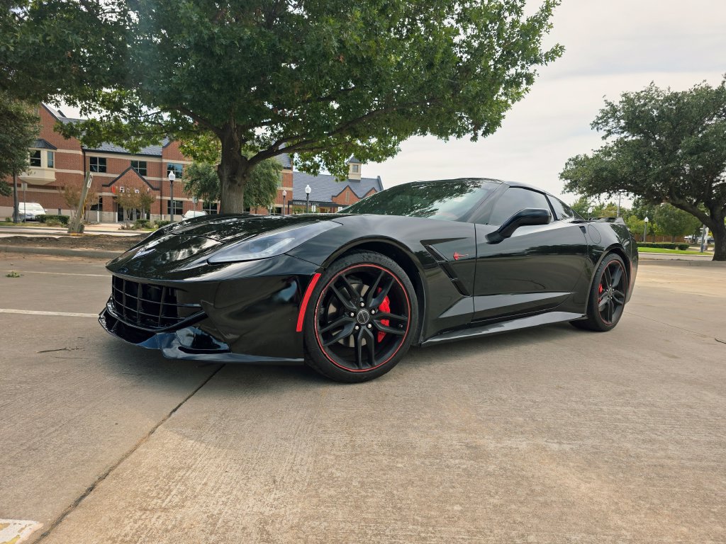 Used 2015 Chevrolet Corvette Stingray Coupe w/ 3LT Preferred Equipment Group RWD image 1