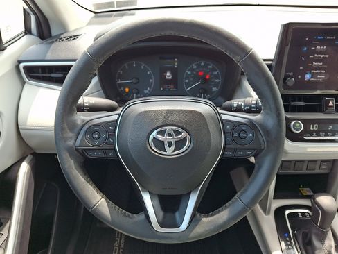 Certified 2023 Toyota Corolla Cross LE FWD image 20