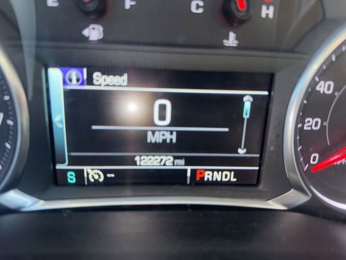 Used 2018 GMC Acadia SLE w/ LPO, Floor Liner Package image 8