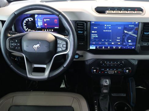 Used 2021 Ford Bronco Wildtrak image 20