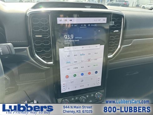 Used 2025 Ford Ranger Lariat w/ FX4 Off-Road Package image 16