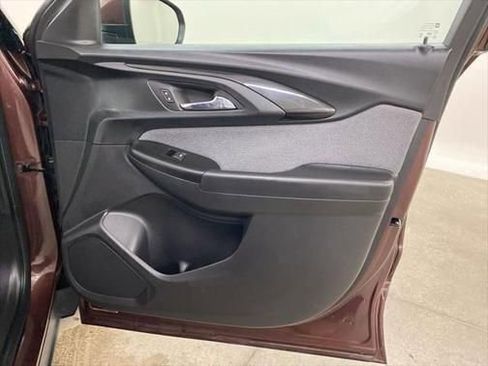 Used 2023 Chevrolet TrailBlazer LT w/ Convenience Package image 23