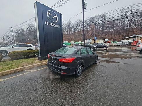 Used 2016 Ford Focus S image 7