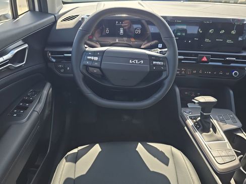 New 2026 Kia Sportage EX image 14