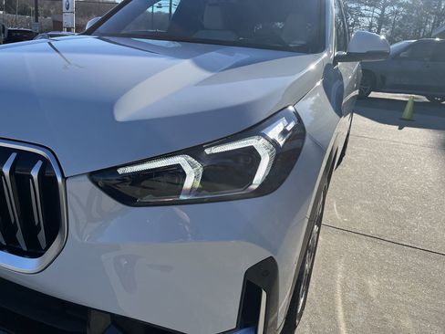 New 2026 BMW X1 xDrive28i w/ Technology Package image 11