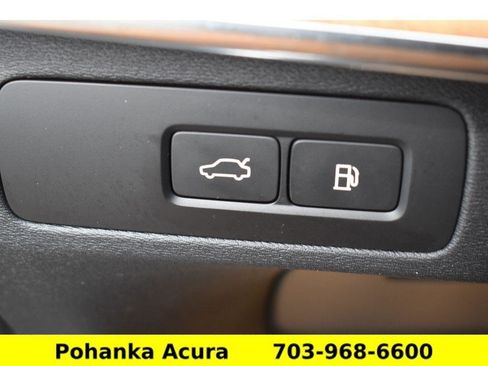 Used 2024 Volvo XC90 T8 Plus AWD/4WD image 22