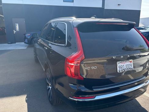 Used 2025 Volvo XC90 T8 Plus w/ Protection Package Premier AWD/4WD image 8