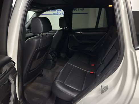 Used 2017 BMW X3 xDrive28i image 31