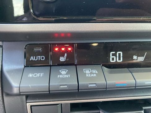 New 2025 Toyota Camry LE w/ Convenience Package image 22